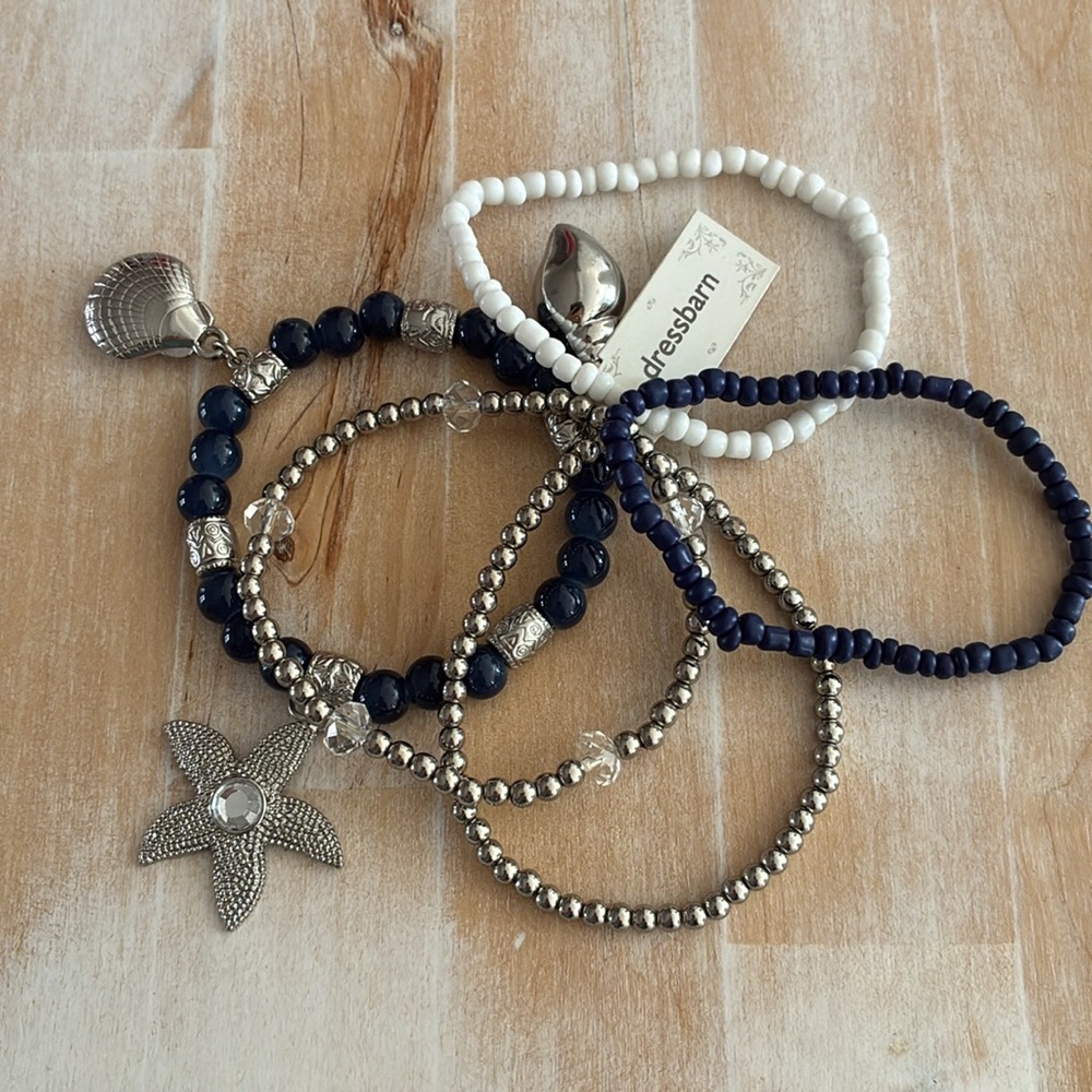 Dressbarn Beaded Bracelet Set with Starfish Charm